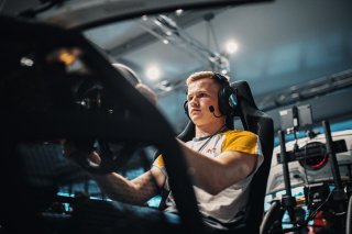 Esports, Race
