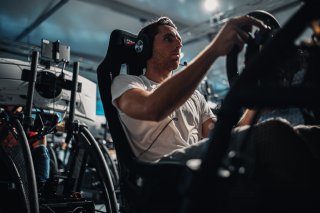 Esports, Race
