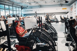 Esports, Race
