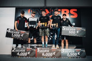 Esports, Race
