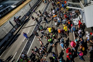 Ambiance, Pitwalk
