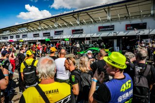Ambiance, Pitwalk
