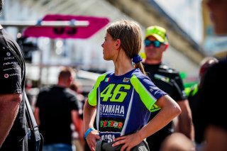 Ambiance, Pitwalk

