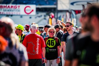 Ambiance, Pitwalk
