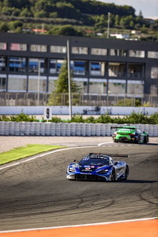 #188 Garage 59 - Miguel Ramos - Dean Macdonald - McLaren 720 S GT3 - Pro-Am Cup, Pre-Qualifying
