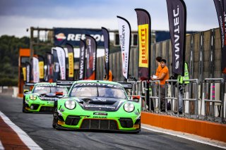 #56 Dinamic Motorsport - Giorgio Roda - Klaus Bachler - Porsche 911 GT3-R (991.II) - Pro, Pitlane, Qualifying 1
