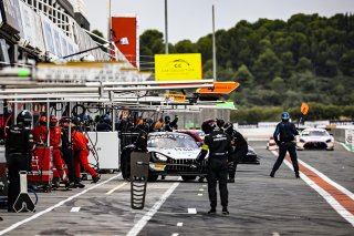 #90 Madpanda Motorsport - Ezequiel Perez Companc - Fabian Schiller - Mercedes-AMG GT3 - Silver Cup, Pitlane, Qualifying 1
