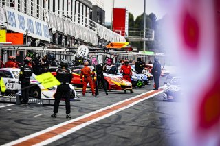 #21 AF Corse - Hugo Delacour - Cedric Sbirrazzuoli - Ferrari 488 GT3 - Pro-Am Cup, Pitlane, Qualifying 1
