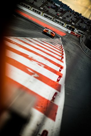 #21 AF Corse - Hugo Delacour - Cedric Sbirrazzuoli - Ferrari 488 GT3 - Pro-Am Cup, FGTWC, Qualifying 1
