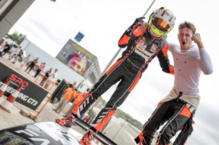 #32 Team WRT - Charles Weerts - Dries Vanthoor - Audi R8 LMS evo II GT3 - Pro, Race 1
