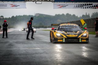 #112 JP Motorsport - Vincent Abril - Denis Lind - McLaren 720 S GT3 - Pro, FGTWC, Grid Walk, Race 2
