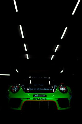 #56 Dinamic Motorsport - Giorgio Roda - Klaus Bachler - Porsche 911 GT3-R (991.II) - Pro, FGTWC, Paid Test Session
