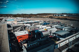Paddock
