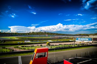 Paddock
