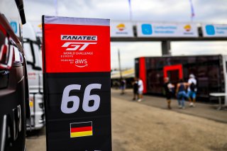 Paddock
