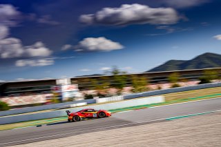 #21 AF Corse - Hugo DELACOUR - Cedric SBIRRAZZUOLI - Alessandro BALZAN - Ferrari 488 GT3 - Gold Cup, Bronze Test
