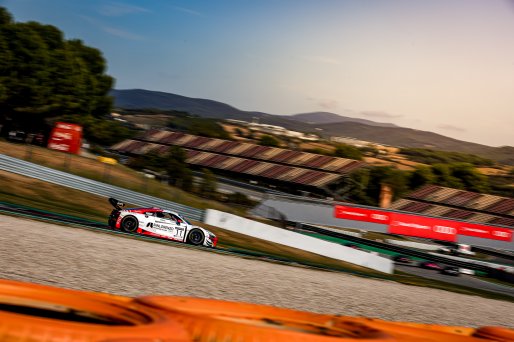 #11 Tresor by Car Collection - Thierry VERMEULEN - Lorenzo PATRESE - Hugo VALENTE - Audi R8 LMS evo II GT3 - Silver Cup, Race, Start
 | SRO / Kevin Pecks
