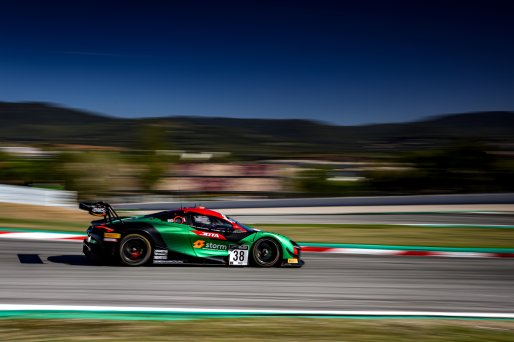 #38 Jota - Rob BELL - Oliver WILKINSON - Marvin KIRCHHOFER - McLaren 720 S GT3 - Pro, Race, Start
 | SRO / Kevin Pecks