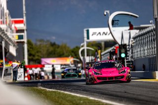 #83 Iron Dames - Rahel FREY - Sarah BOVY - Michelle GATTING - Ferrari 488 GT3 - Gold Cup, Race, Start
