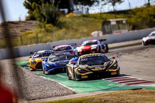 #111 JP Motorsport - Christian KLIEN - Vincent ABRIL - Dennis LIND - McLaren 720 S GT3 - Pro, Race, Start
 | SRO / Kevin Pecks
