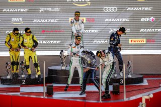 Podium, Race

