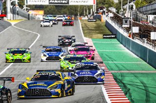 #5 Haupt Racing Team - Florian SCHOLZE - Arjun MAINI - Hubert HAUPT - Mercedes-AMG GT3 - Gold Cup, Race
