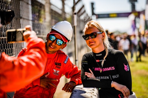 #83 Iron Dames - Rahel FREY - Sarah BOVY - Michelle GATTING - Ferrari 488 GT3 - Gold Cup, FGTWC, Grid Walk, Race
 | SRO / TWENTY-ONE CREATION - Jules Benichou
