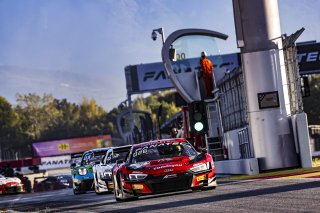 #26 Sainteloc Junior Team - Aurelien PANIS - Cesar GAZEAU - Nicolas BAERT - Audi R8 LMS evo II GT3 - Silver Cup, Paid Test session 1
