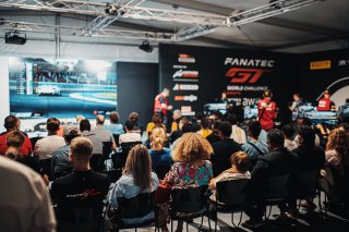Esports
