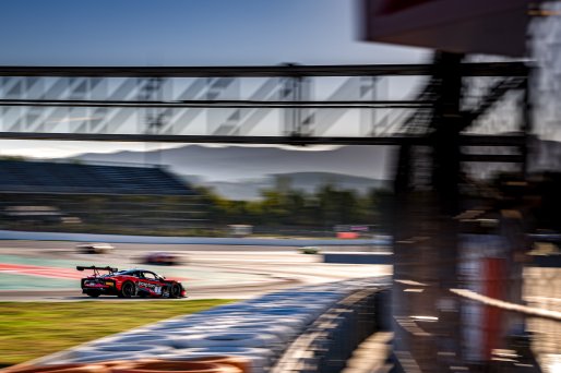 #7 Inception Racing - Ollie MILLROY - Brendan IRIBE - Frederik SCHANDORFF - McLaren 720S GT3 - Gold Cup, Qualifying
 | SRO / Kevin Pecks