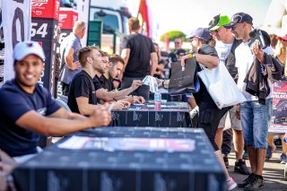 #54 Dinamic Motorsport - Klaus BACHLER - Alessio PICARIELLO - Matteo CAIROLI - Porsche 911 GT3-R (991.II) - Pro, Autograph Session
