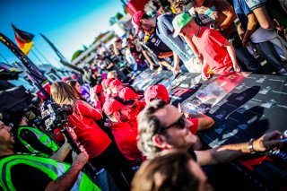 Ambiance, Autograph Session
