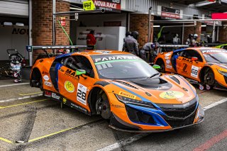 #28 - Nova Race - Leonardo MONCINI - Jacopo GUIDETTI - Honda NSX GT3 - SILVER, Pitlane, Qualifying
