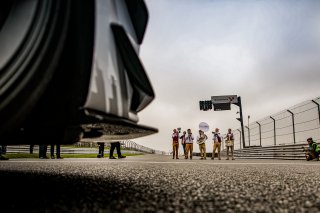 Grid Walk, Race 1
