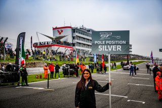 Grid Walk, Race 1

