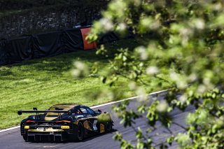 #111 - JP Motorsport - Christian KLIEN - Dean MACDONALD - McLaren 720S GT3 EVO - PRO, Race 2
