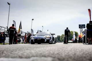 #21 - Comtoyou Racing - Gilles MAGNUS - Finlay HUTCHISON - Audi R8 LMS GT3 EVO II - GOLD, Gridwalk, Race 2
