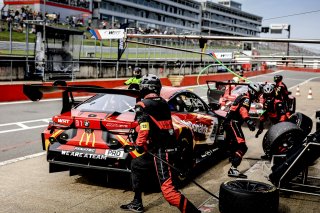 Pitlane, Race 2
