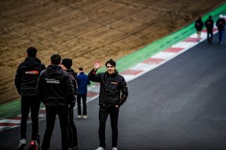 Trackwalk
