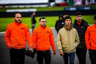 Trackwalk
