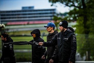 Trackwalk

