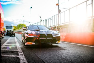 #30 - Team WRT - BMW M4 GT3 - GOLD, Set Up, Team
