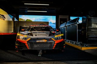 #10 - Boutsen VDS - Audi R8 LMS GT3 EVO II - GOLD, Set Up, Team
