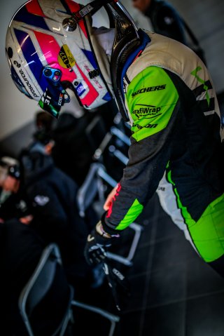 #46 Team WRT - BMW M4 GT3, Prologue

