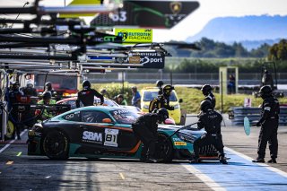 #81 - Theeba Motorsport - Alain VALENTE - Reema JUFFALI - Ralf ARON - Mercedes-AMG GT3 - BRONZE, Bronze Test, Pitlane
