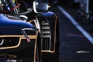 Bronze Test, Pitlane
