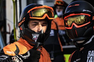Bronze Test, Pitlane
