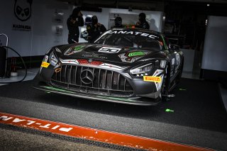 #90 - Madpanda Motorsport - Alexey NESOV - Magnus GUSTAVSEN - Ezequiel PEREZ COMPANC - Mercedes-AMG GT3 - SILVER, Free Practice, Pitlane
