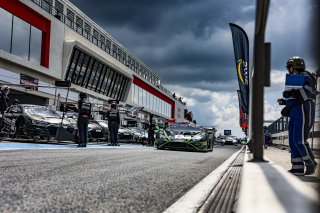 #6 - K-Pax Racing - Sandy MITCHELL - Marco MAPELLI - Franck PERERA - Lamborghini Huracan GT3 EVO2 - PRO, Qualifying
