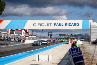 Race, Start
